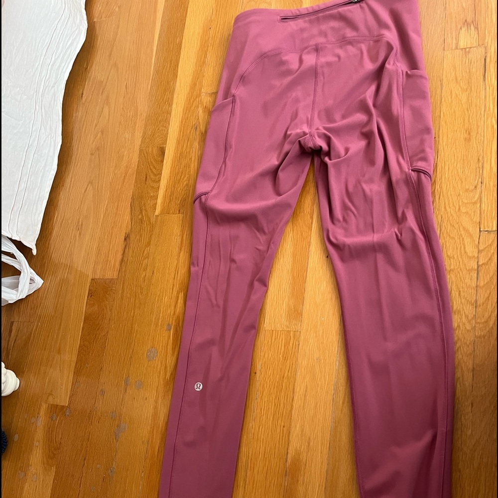 Pink lululemon leggings with pockets